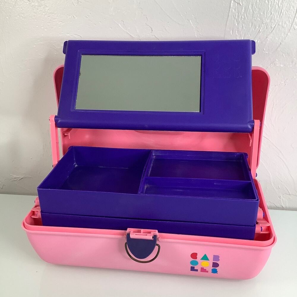 Vintage Caboodles Make Up Case 3 levels with Mirror complete Train case EUC
